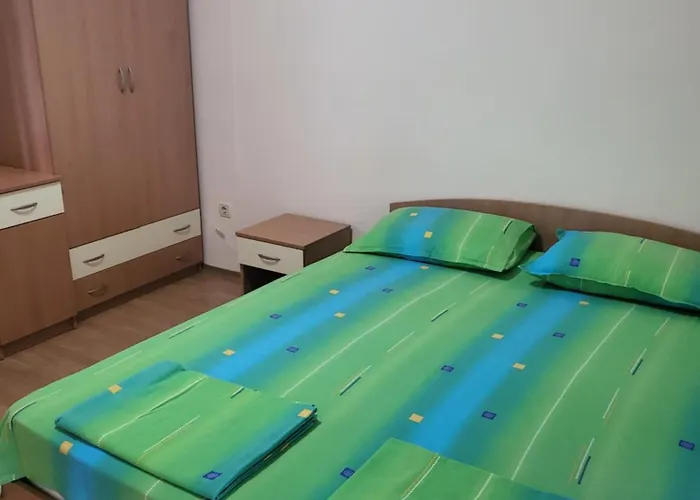 с 2 спални в *